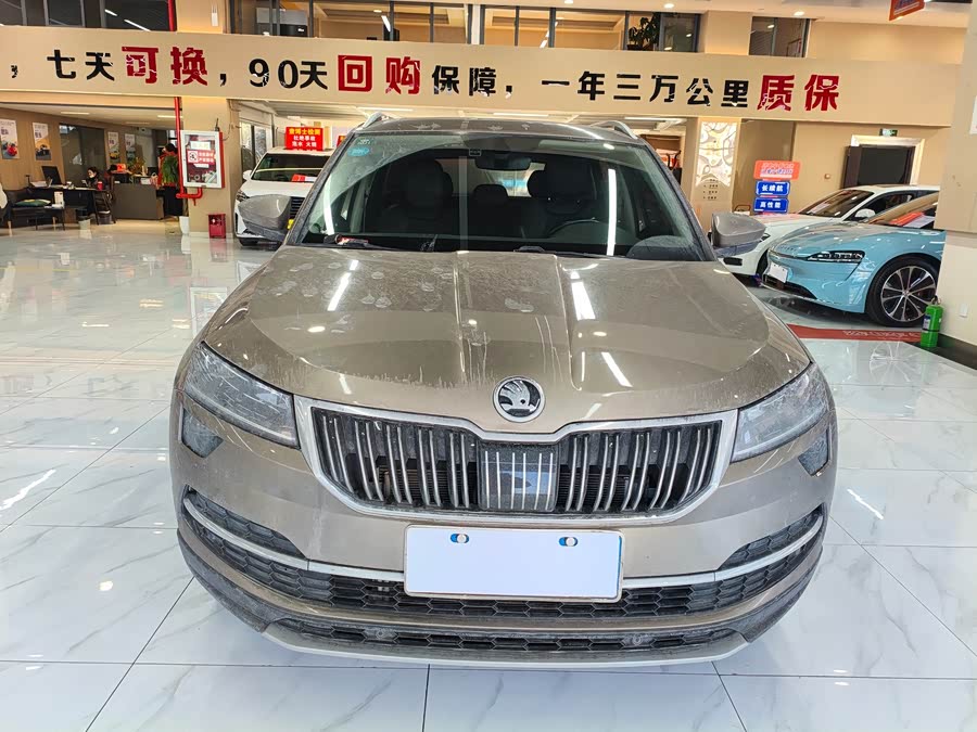 Skoda Karoq 2019 #2 Skoda Karoq 2019 car image #2
