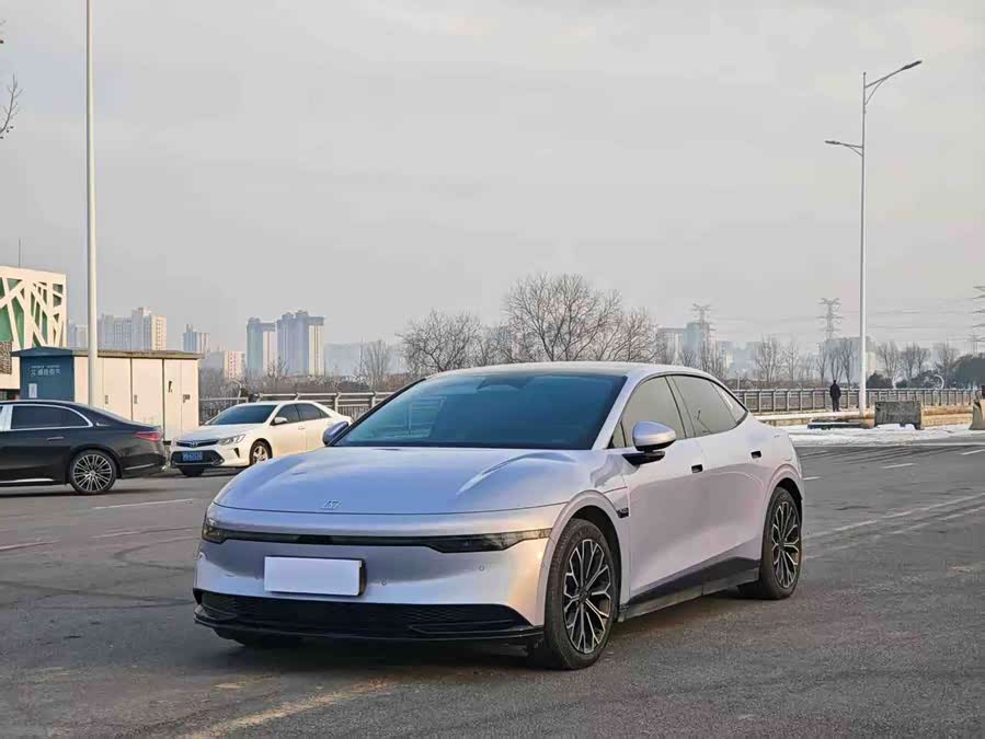 极氪 极氪007 2024 汽车图片 #2