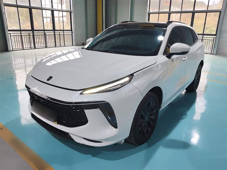 Forthing T5 EVO 2021 #2 Forthing T5 EVO 2021 immagine di auto #2
