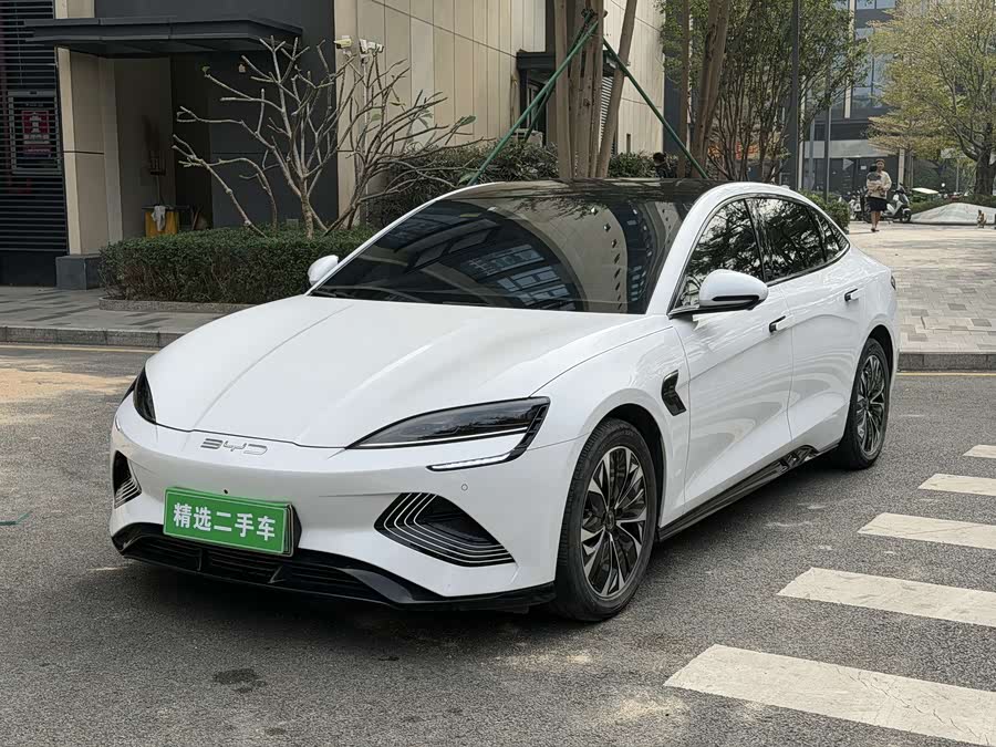 BYD Seal 2022 #2 BYD Seal 2022 car image #2