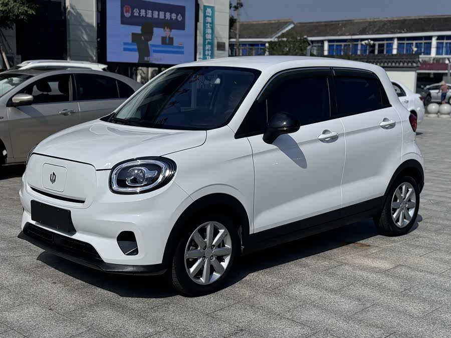 零跑汽车 零跑T03 2022 汽车图片 #2