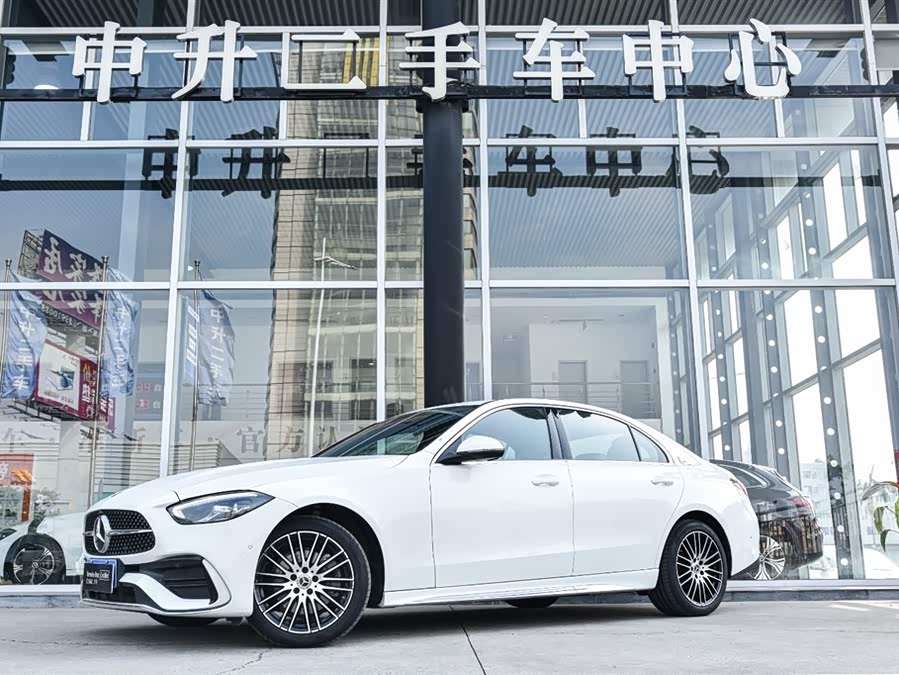 Mercedes-Benz C Class 2023 car image #2