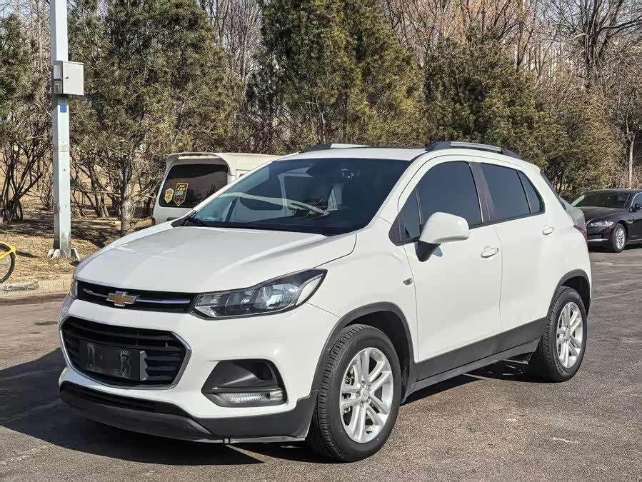 Chevrolet Tracker 2018 car image #2