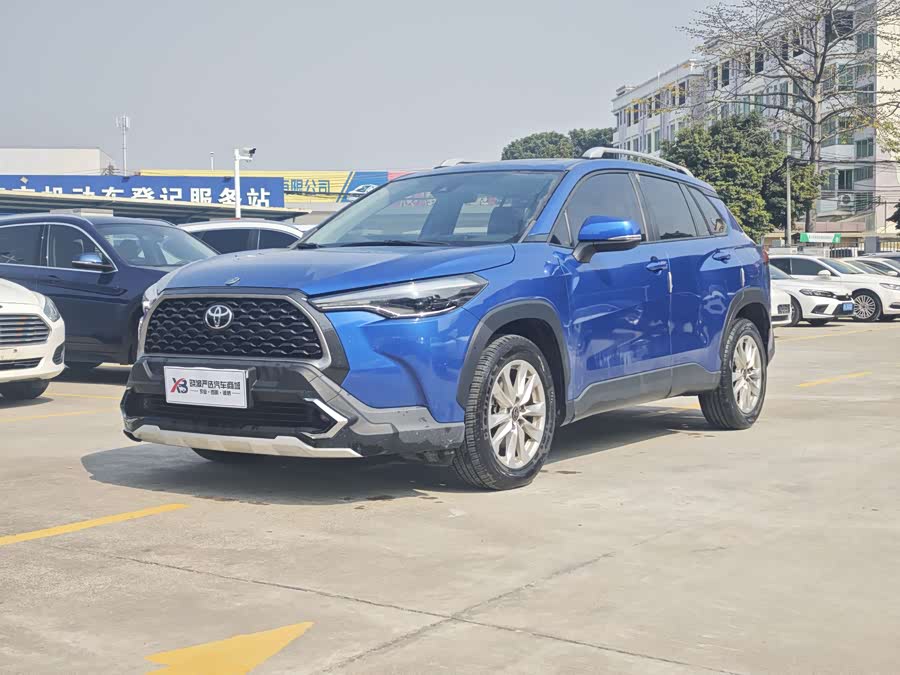 Toyota Corolla Cross 2022 immagine di auto #2