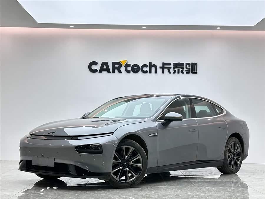 Xpeng P7 2022 صورة سيارة #2