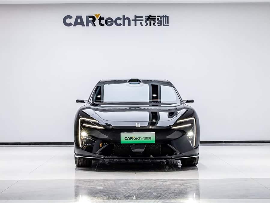 Avatr 12 2024 car image #2