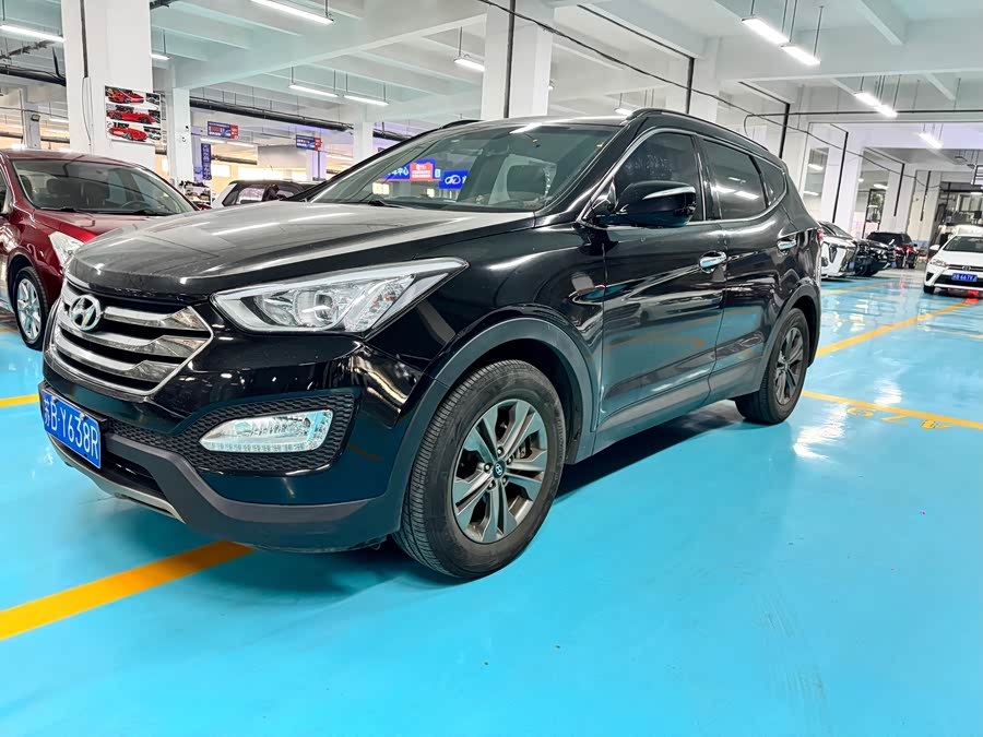 Hyundai Santa Fe 2014 #2 Hyundai Santa Fe 2014 car image #2