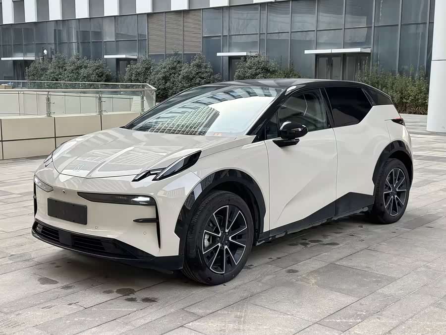 极氪 极氪X 2024 汽车图片 #2