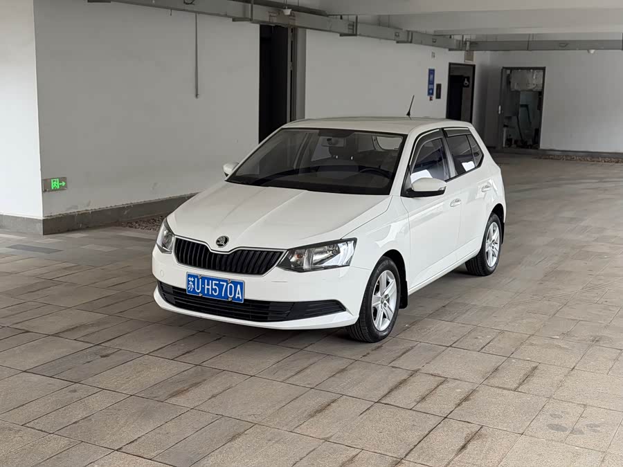 Skoda Fabia 2018 صورة سيارة #2