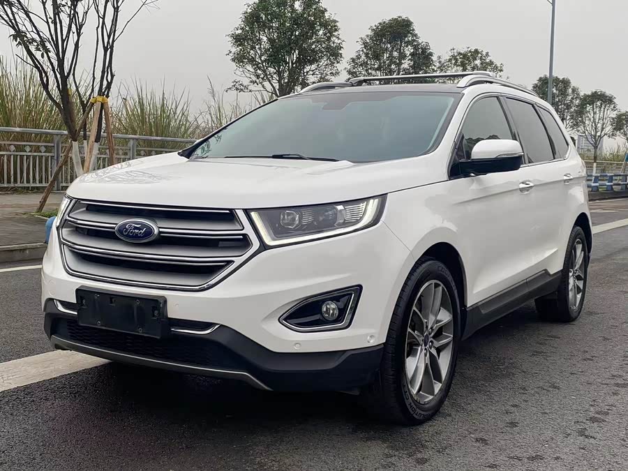 Ford Edge 2019 car image #2