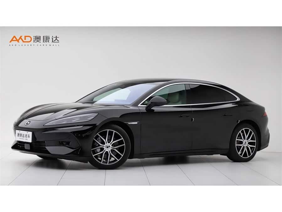 Denza Z9 2025 car image #2