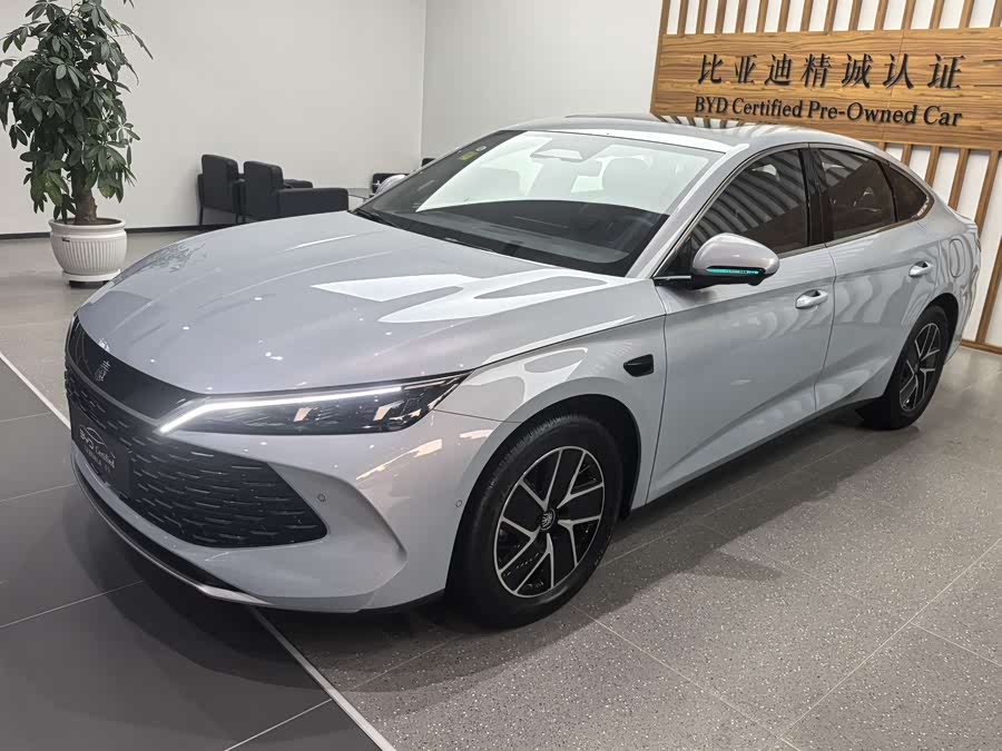 BYD Qin L 2025 #2 BYD Qin L 2025 car image #2