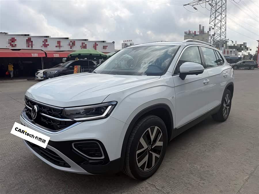 Volkswagen Tayron 2025 immagine di auto #2