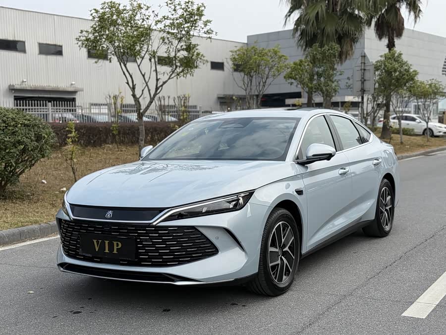 BYD Qin L 2025 car image #2