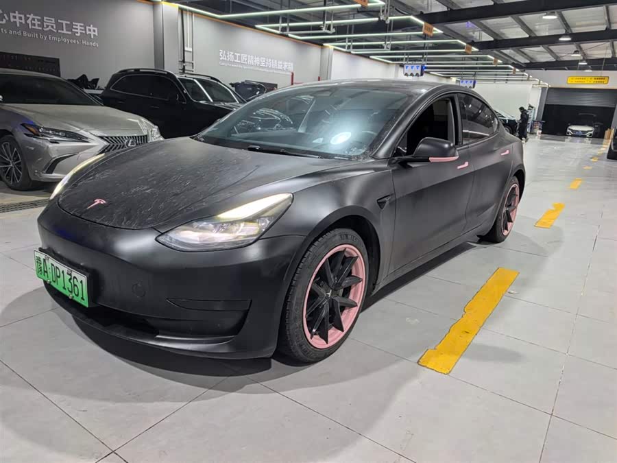 Tesla Model 3 2022 car image #2