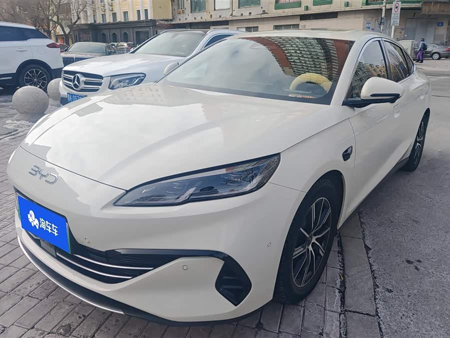 BYD Seal 06 DM-i 2025 immagine di auto #2