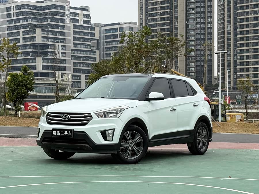 Hyundai ix25 2015 #2 Hyundai ix25 2015 car image #2