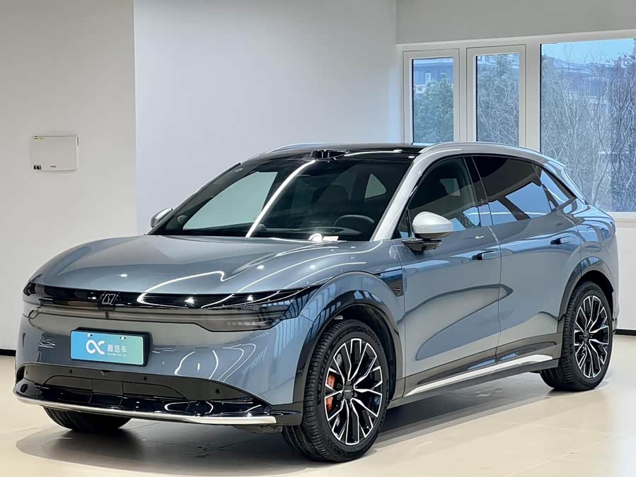 Zeekr 7X 2024 car image #2