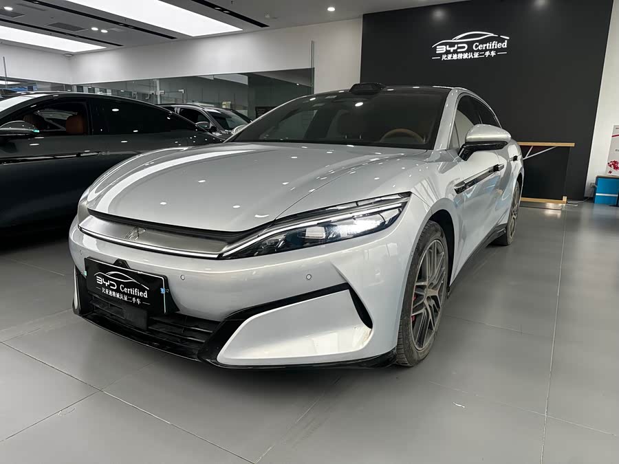 BYD HanL 2025 immagine di auto #2