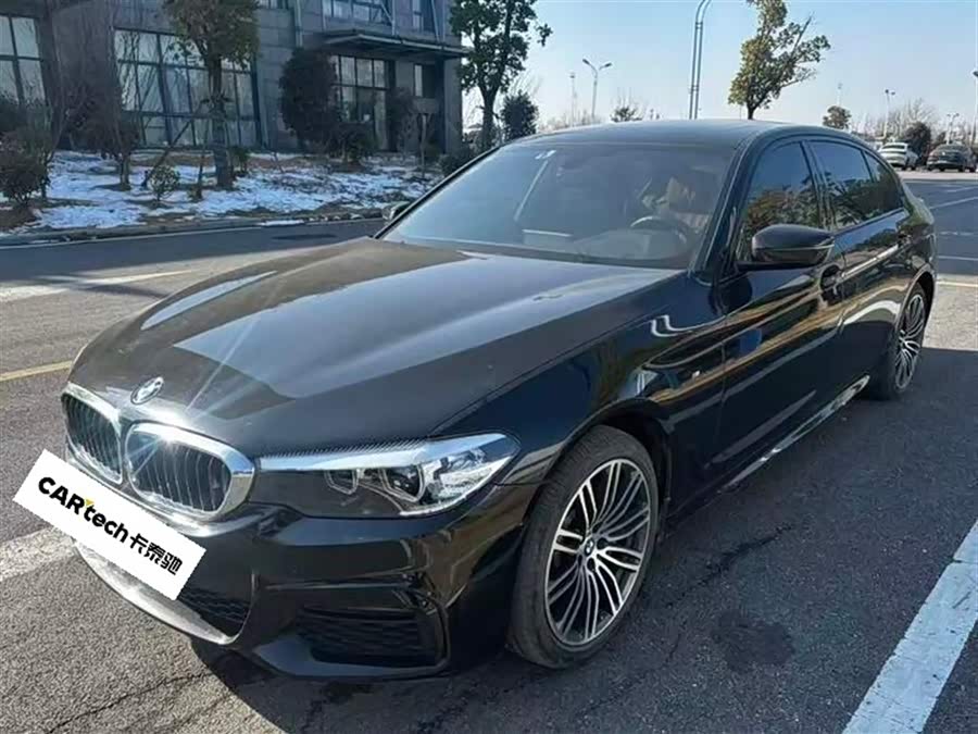 BMW 5 Series 2018 car image #2