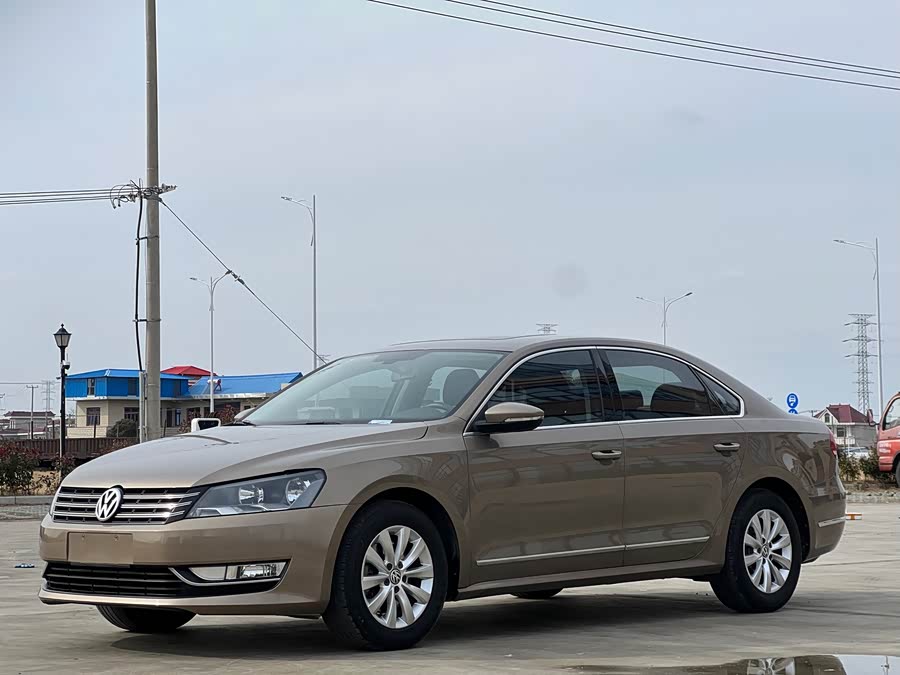 Volkswagen Passat 2014 car image #2