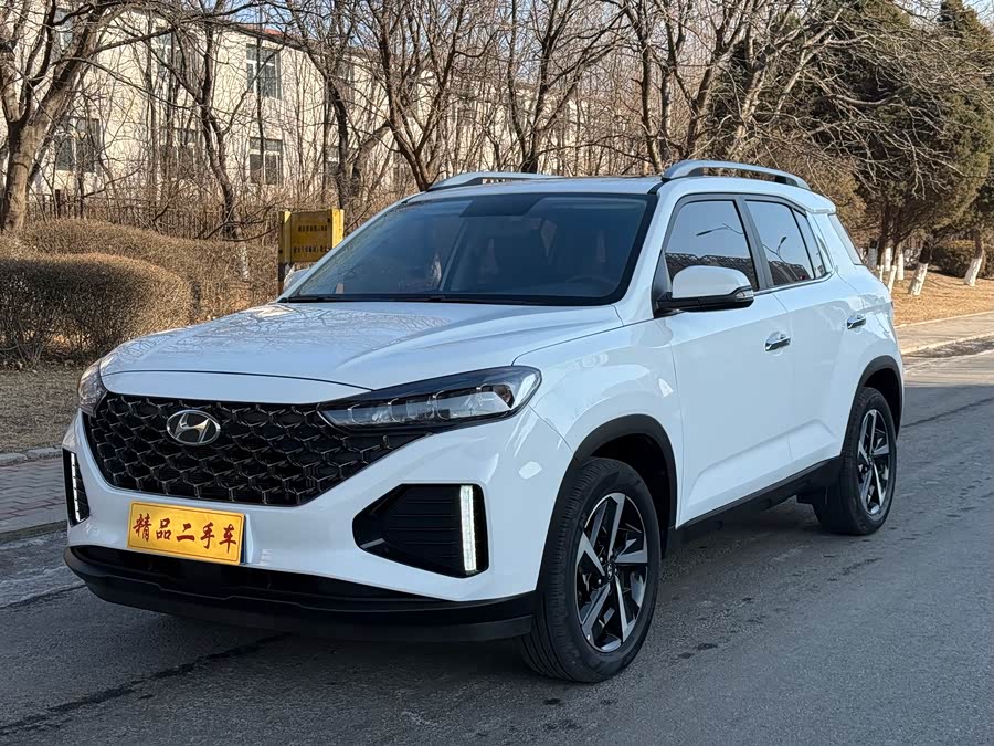 Hyundai ix35 2022 car image #2