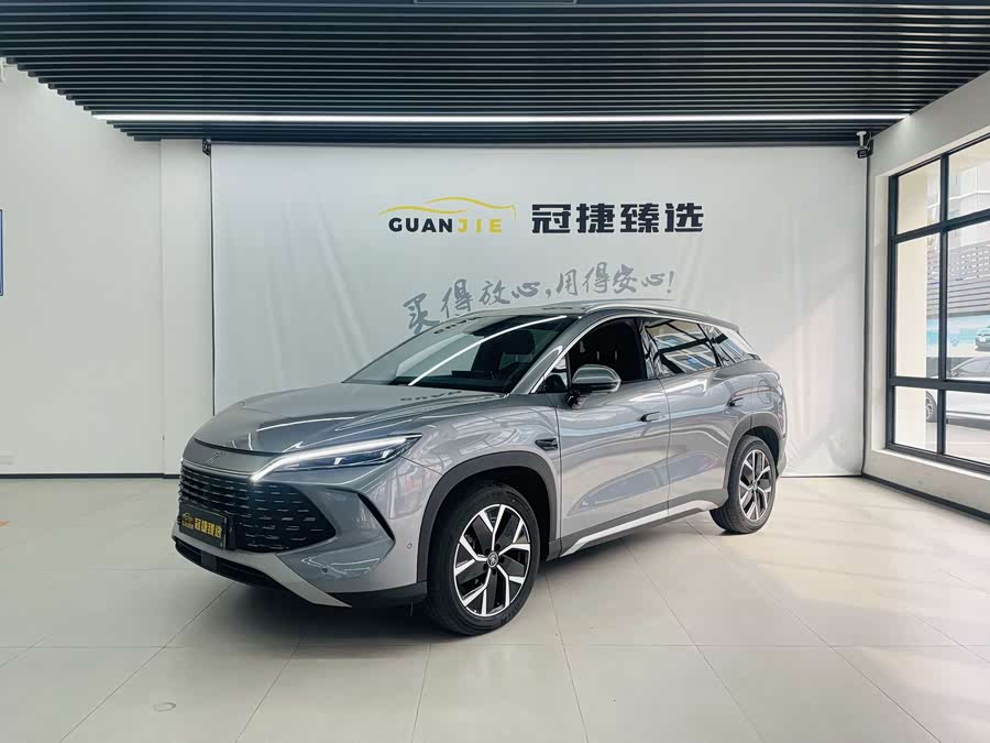 BYD SongL DM-i 2025 #2 BYD SongL DM-i 2025 car image #2