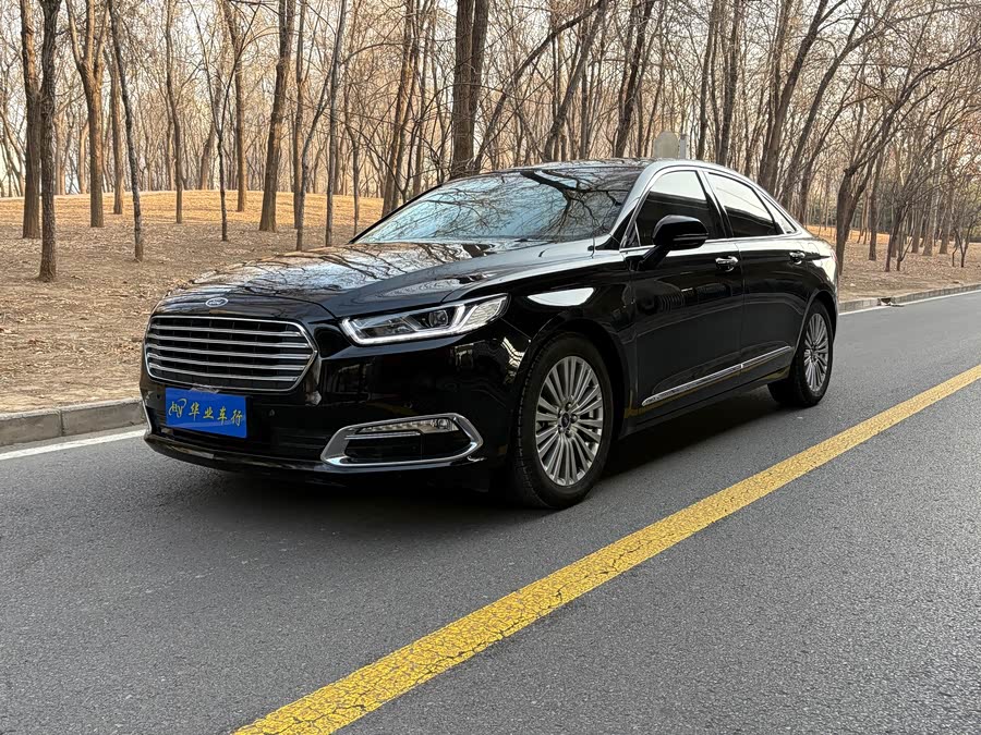 Ford Taurus 2018 car image #2