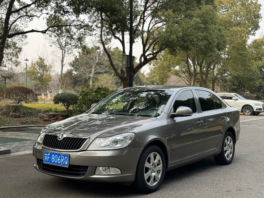 Skoda Octavia 2014 #2 Skoda Octavia 2014 car image #2