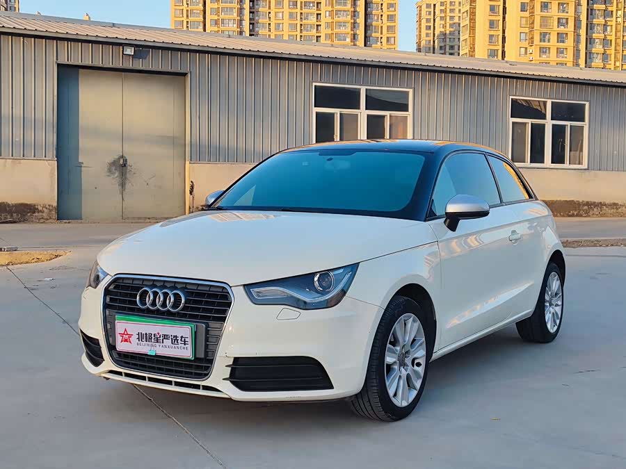 Audi A1 2014 car image #2