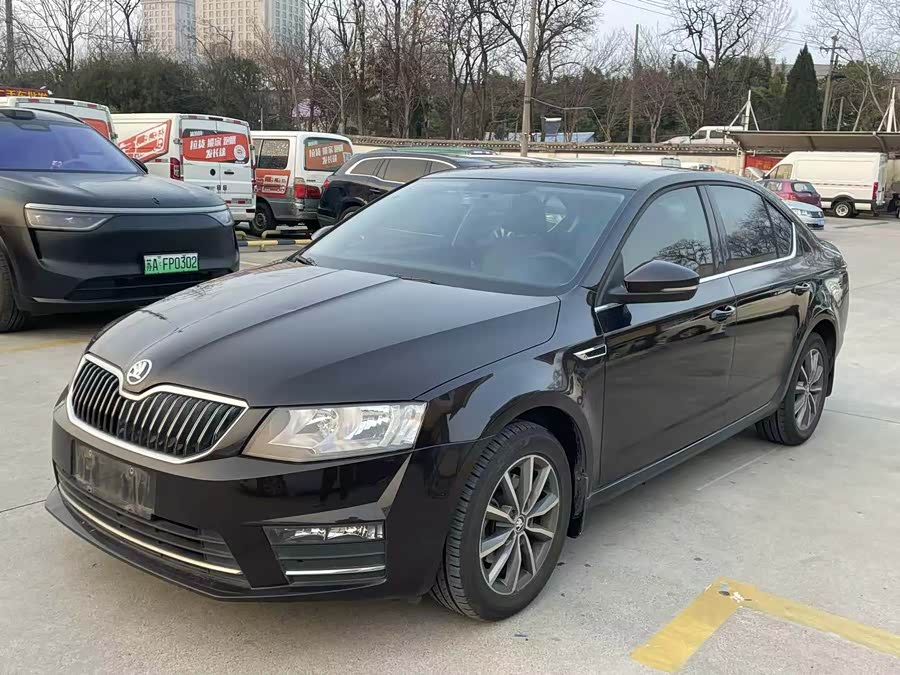 Skoda Octavia 2016 car image #2