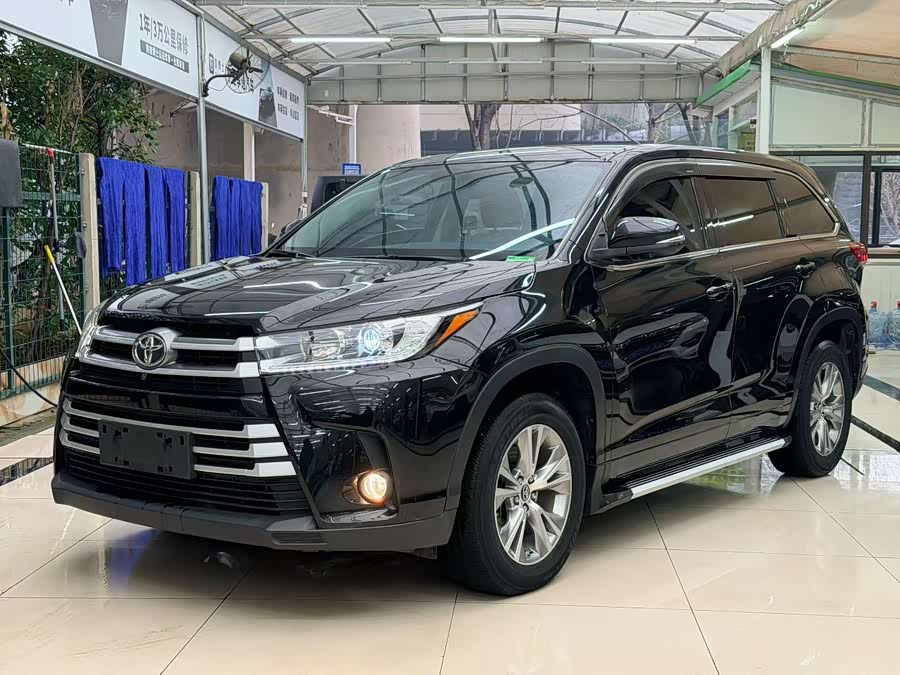 Toyota Highlander 2019 car image #2