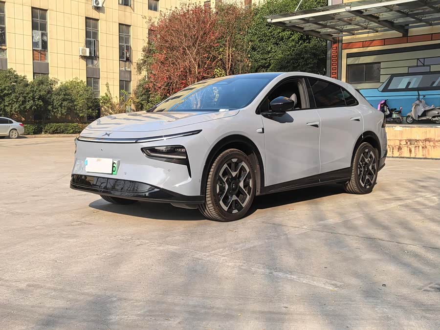 Xpeng G7 2025 #2 Xpeng G7 2025 car image #2