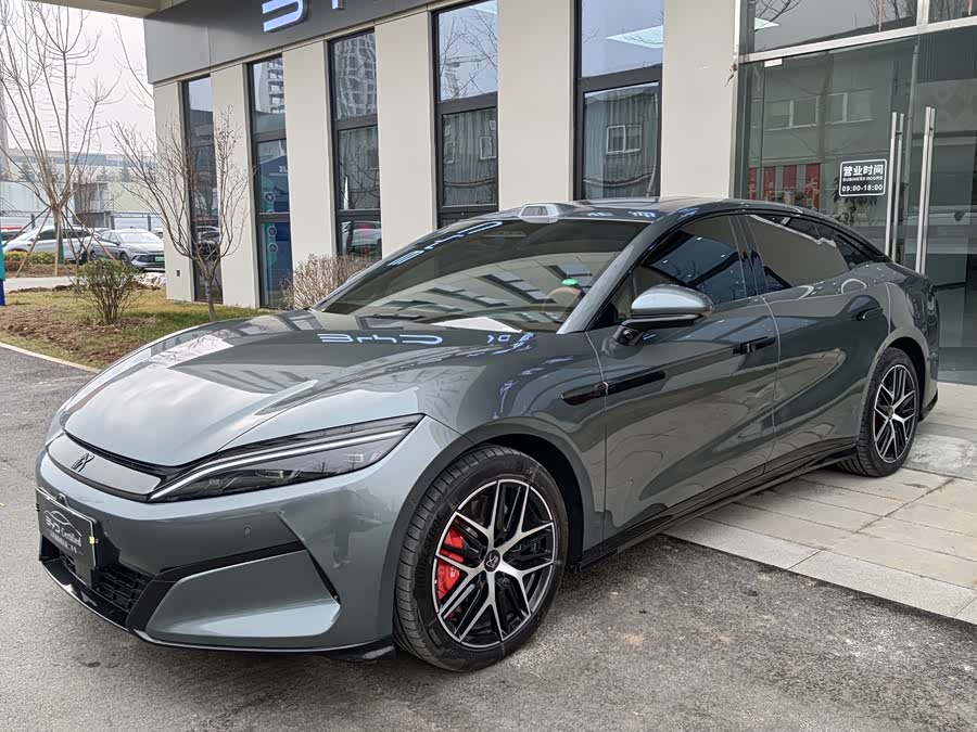 BYD HanL 2025 car image #2