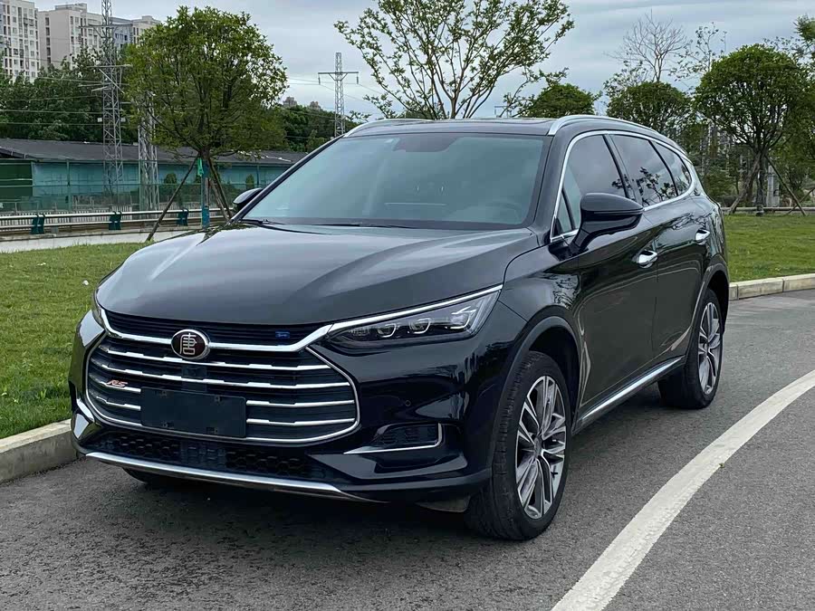 BYD Tang 2019 car image #2