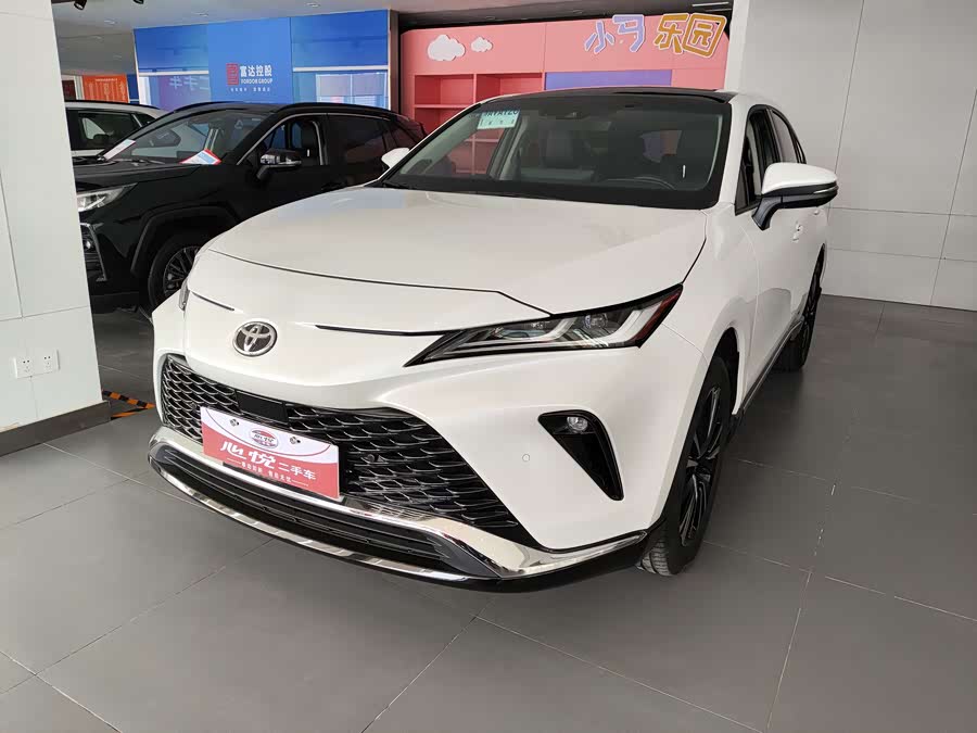 Toyota Venza 2024 immagine di auto #2