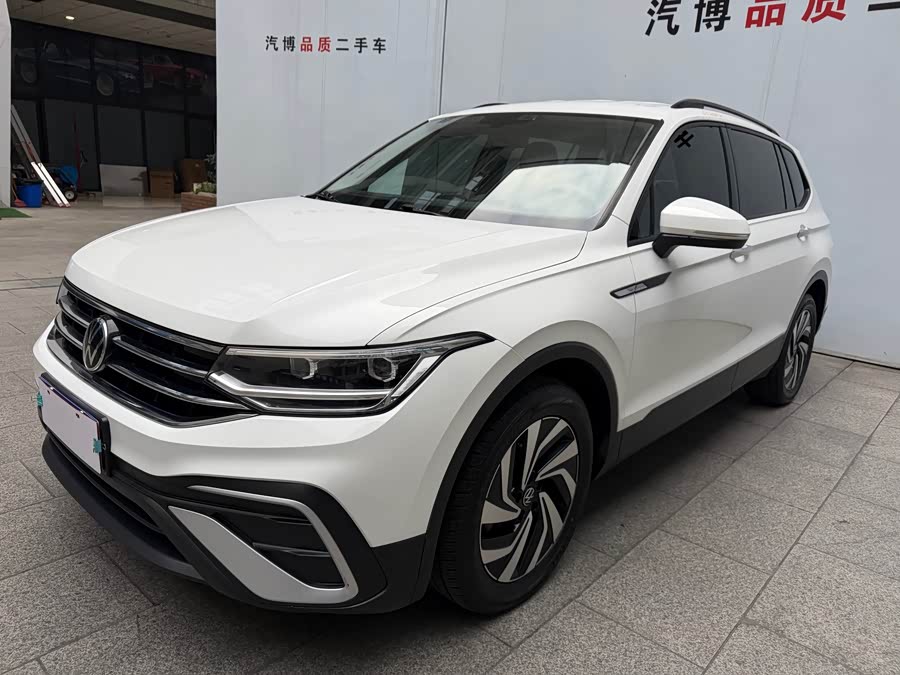 Volkswagen Tiguan L 2022 #2 Volkswagen Tiguan L 2022 car image #2