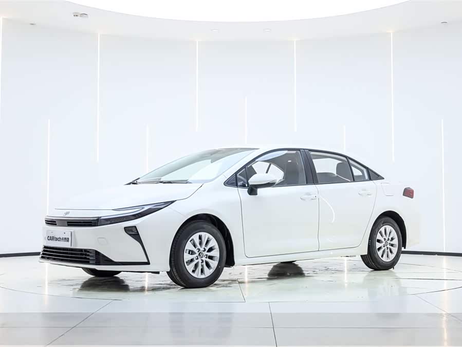 Toyota 2026 car image #2