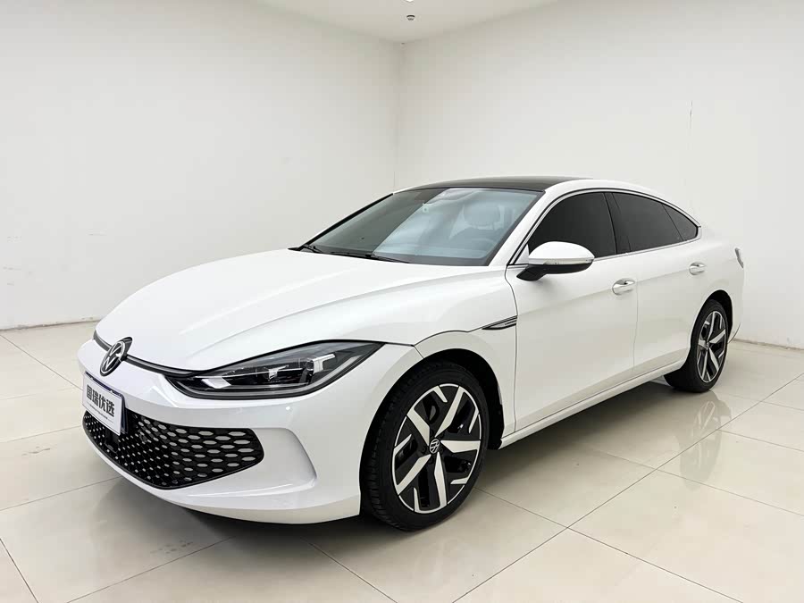 Volkswagen Lamando 2023 car image #2