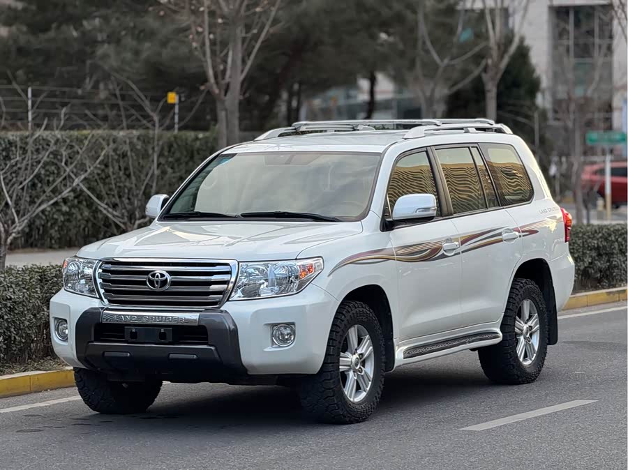 Toyota 2016 car image #2
