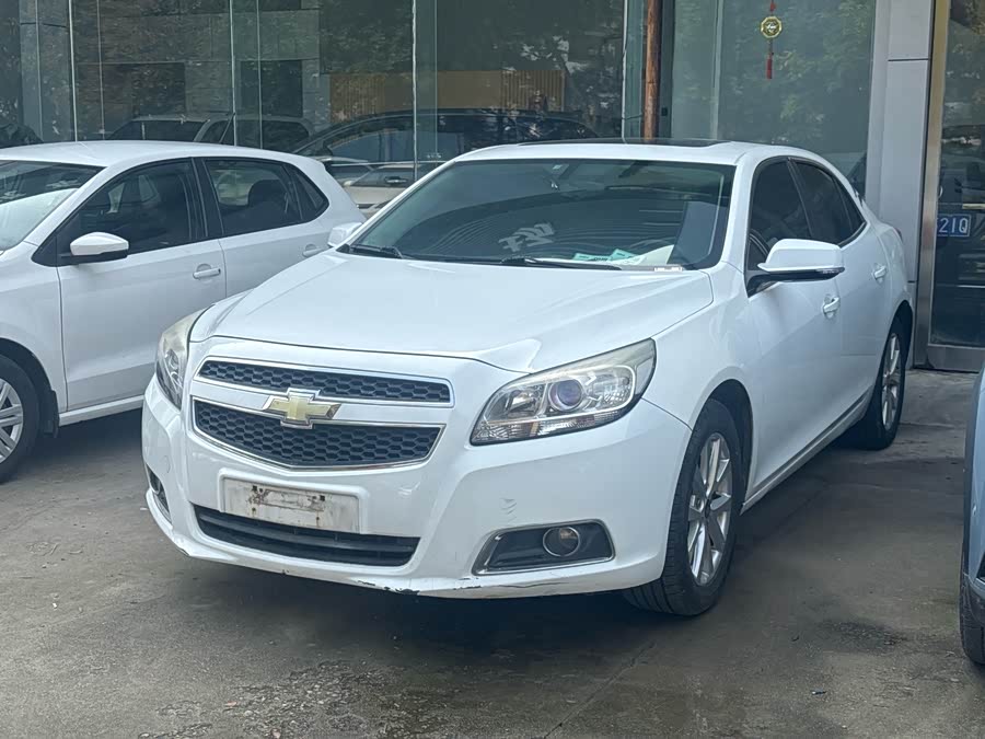 Chevrolet Malibu 2013 car image #2