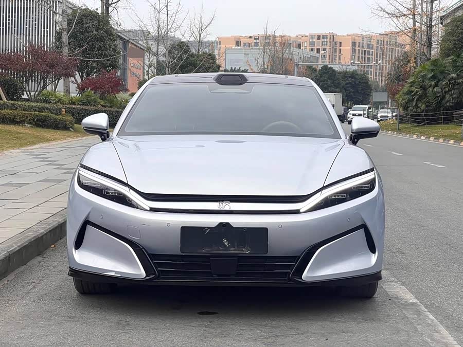 BYD HanL 2025 #2 BYD HanL 2025 صورة سيارة #2