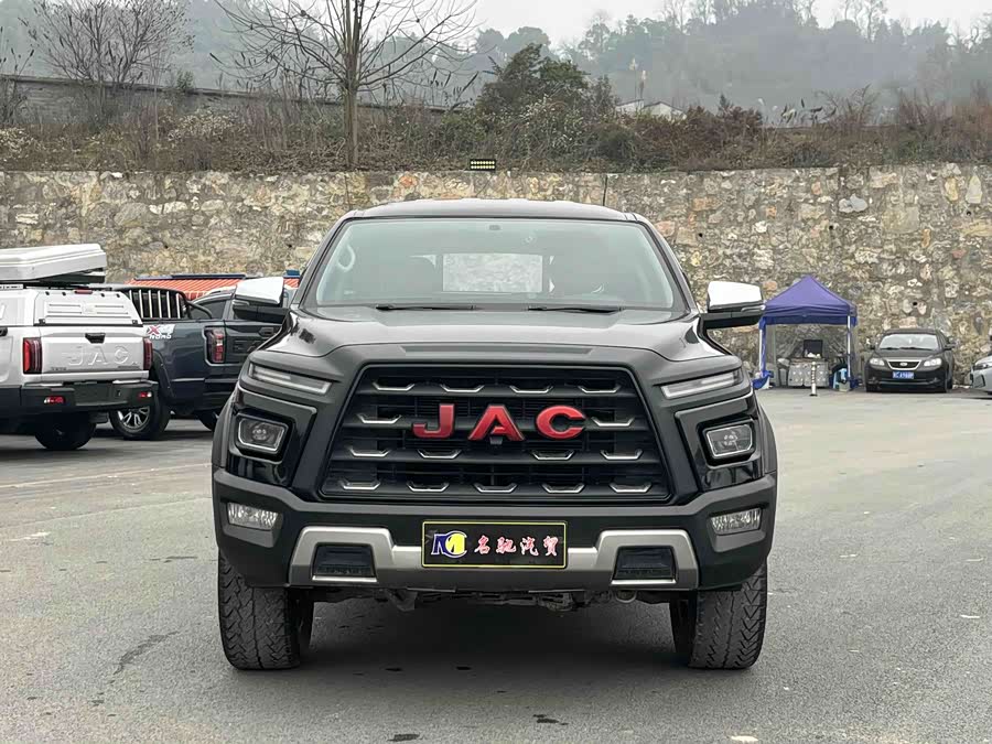 JAC 2021 car image #2