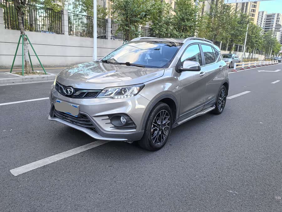 Soueast DX3 2018 car image #2