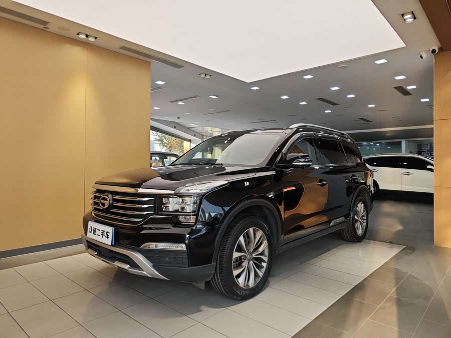 GAC Trumpchi GS8 2017 car image #2