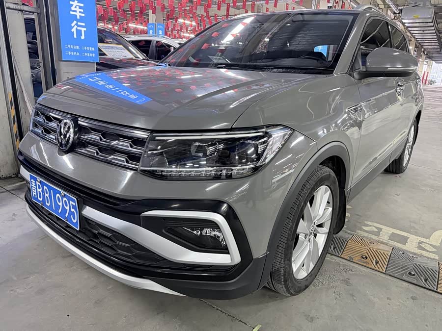 Volkswagen T-Cross 2019 car image #2