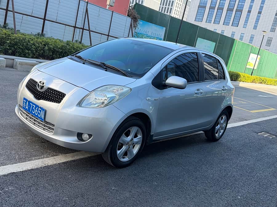 Toyota Yaris 2009 imagem de carro #2