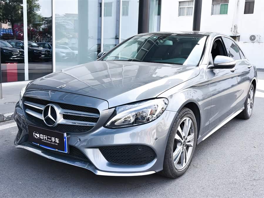 Mercedes-Benz C Class 2018 car image #2