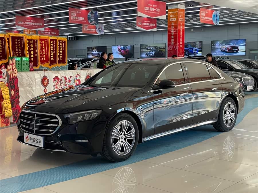 Mercedes-Benz E Class 2024 car image #2