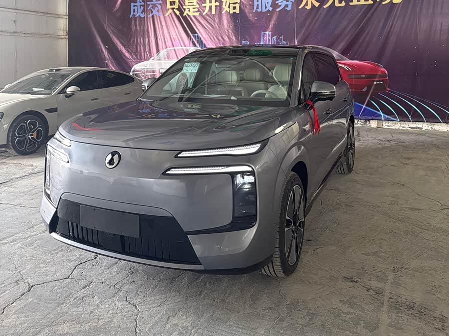 Denza #2 Denza car image #2